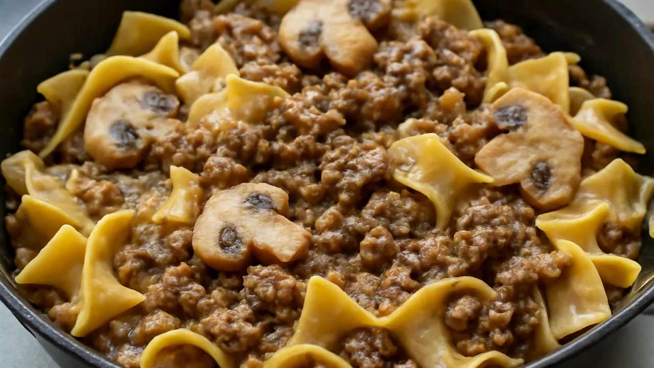Ground Beef Stroganoff Skillet